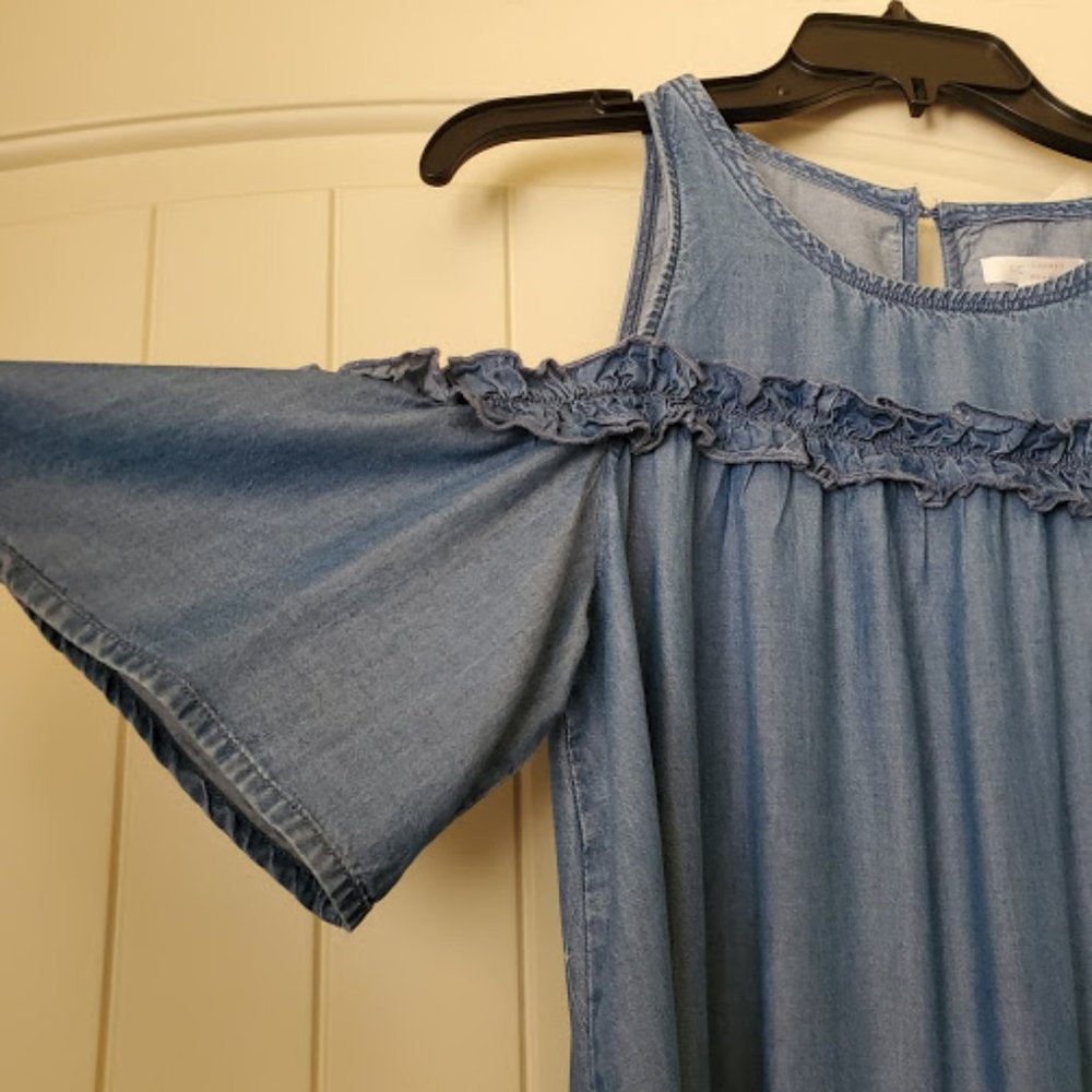 Blue Dress - Picture 4 of 7